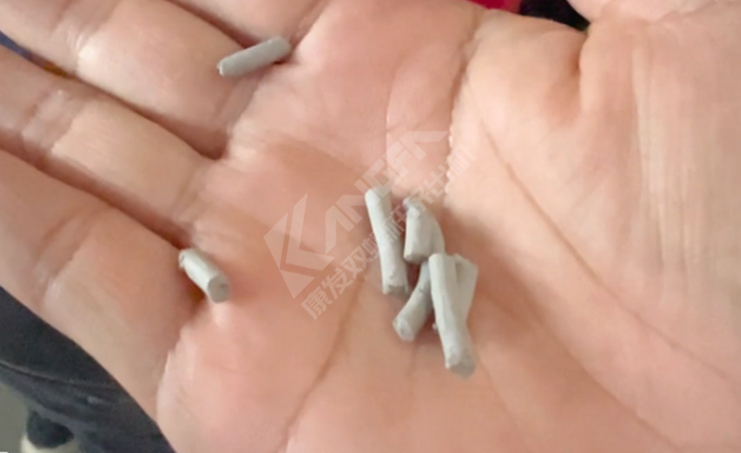 康發雙螺桿擠出機小型試驗機又開始轉動啦！